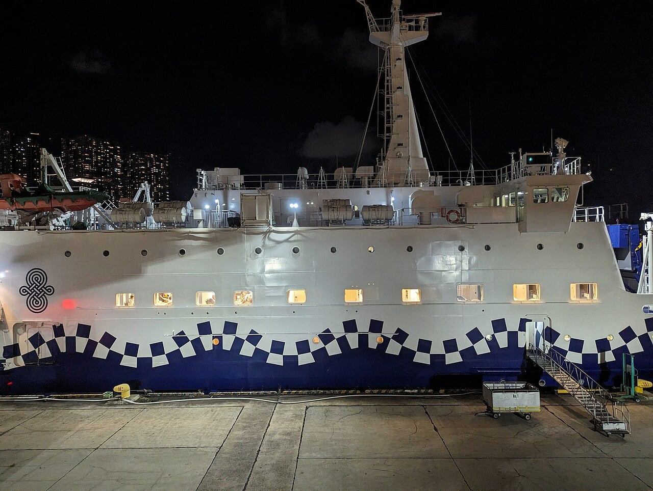 Cena y Crucero Nocturno en la Bahia de Tokio